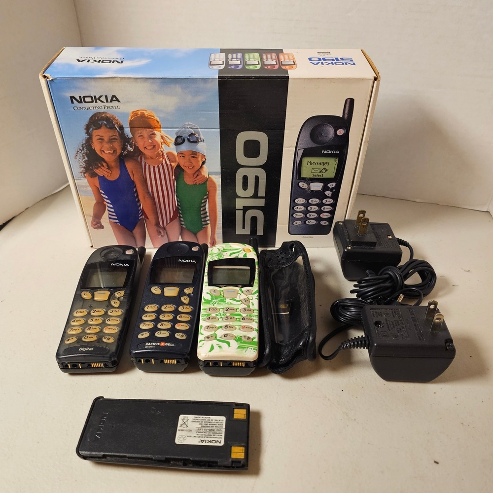 Y2K Nokia 5190 Cell Phone Bundle Brick Candy Bar Charger Case Tested Prop Analog